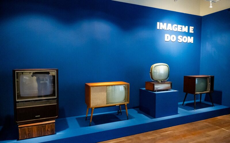 Museu de Imagem e Som do Paraná volta à ativa com novas experiências interativas e acervo audiovisual atualizado