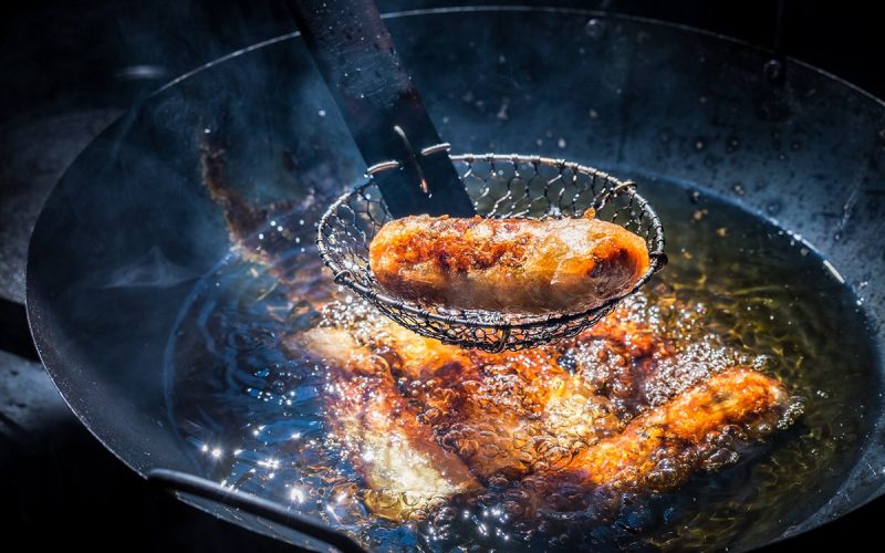 Os perigos da reutilização excessiva do óleo de fritura: consequências para a saúde e a segurança alimentar