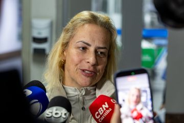 Família elogia eficiência do SUS e suporte governamental na recuperação da jovem com polilaminina