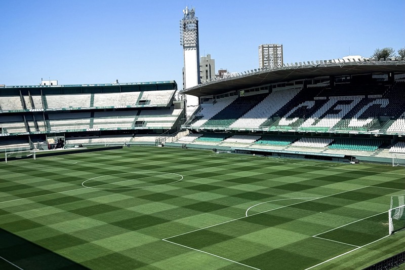 Fãs do Coritiba são chamados a apoiar a Campanha do Agasalho no Couto Pereira