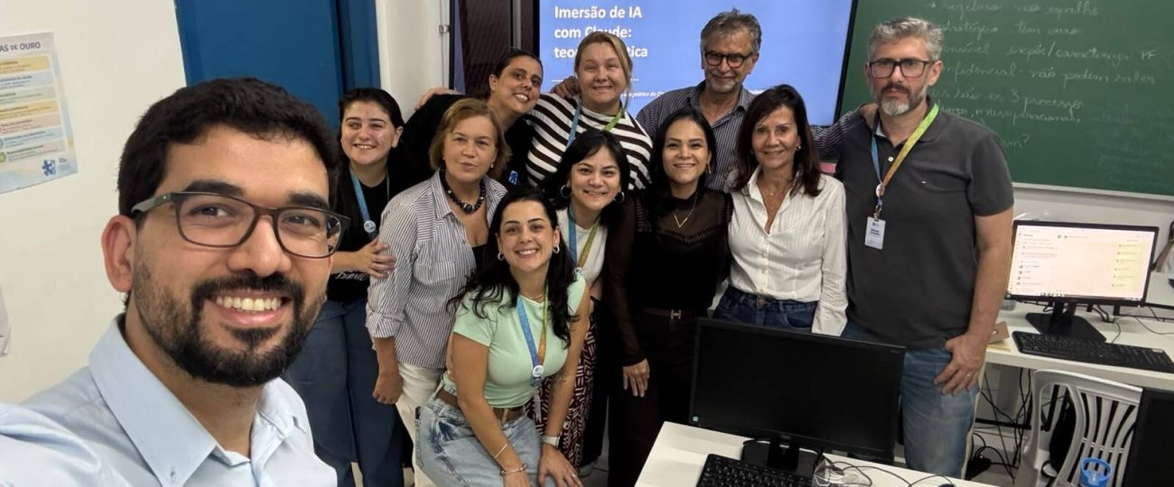 Entidade de Curitiba capacita equipe para incorporar inteligência artificial na formação de jovens